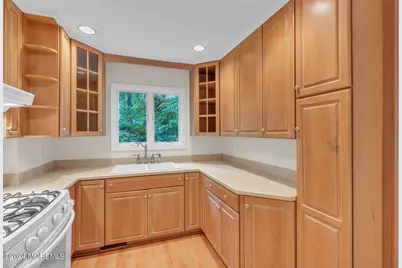 188 Five Points Road, Colts Neck Township, NJ 07722 - Photo 13