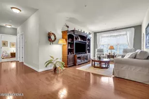 629 Sophee Ln, Lakewood, NJ 08701 - Photo 9