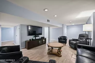 8 Coral Dr, Howell Township, NJ 07731 - Photo 35