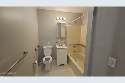 1700 Nj 37 W #109-04, Toms River Township, NJ 08757 - Photo 5
