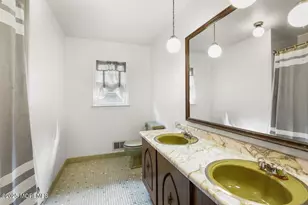 12 Meadowbrook Ln, Freehold, NJ 07728 - Photo 17