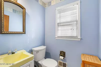 12 Meadowbrook Lane, Freehold, NJ 07728 - Photo 11