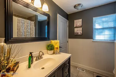 401 Daffodil Drive, Jackson, NJ 08527 - Photo 11