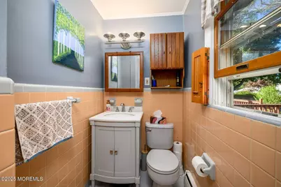 22 Kenmore Road, Freehold, NJ 07728 - Photo 17