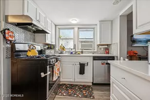 81 River Dr, Toms River Township, NJ 08753 - Photo 15