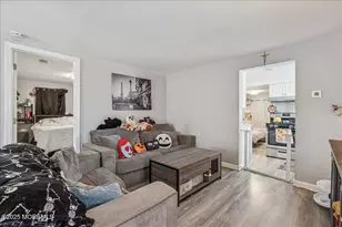 81 River Dr, Toms River Township, NJ 08753 - Photo 7