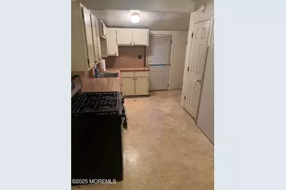 310 East Road, Belford, NJ 07718 - Photo 11