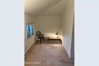 310 East Road, Belford, NJ 07718 - Photo 5