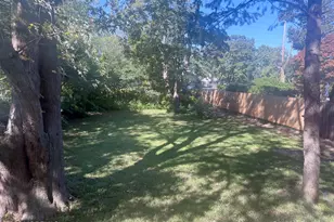 310 E Rd, Belford, NJ 07718 - Photo 17