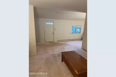 310 East Road, Belford, NJ 07718 - Photo 7