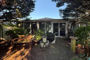 1853 Yorktowne Blvd, Toms River Township, NJ 08753 - Photo 15