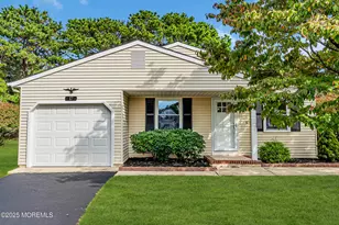 17 Leighton Ct, Berkeley, NJ 08721 - Photo 1