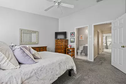 157 Setter Place, Freehold, NJ 07728 - Photo 17