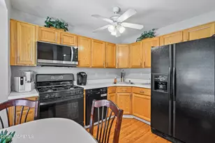 157 Setter Pl, Freehold, NJ 07728 - Photo 7