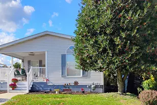 26 Pine Ridge Blvd, Whiting, NJ 08759 - Photo 1