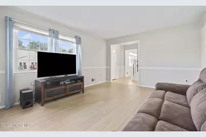 51 Angela Circle, Hazlet Township, NJ 07730 - Photo 7