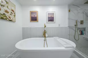 10 Deercrest Dr, Holmdel, NJ 07733 - Photo 19