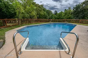 10 Deercrest Dr, Holmdel, NJ 07733 - Photo 43