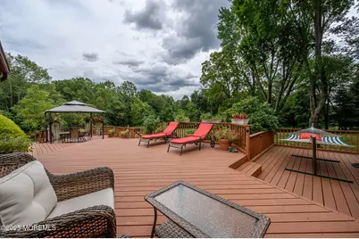 10 Deercrest Drive, Holmdel, NJ 07733 - Photo 29