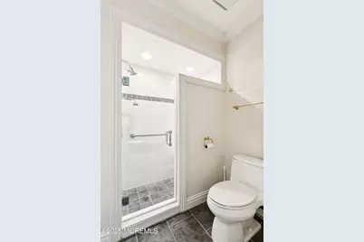 143 Lexington Court, Red Bank, NJ 07701 - Photo 23
