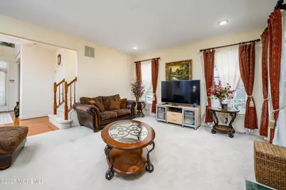 7 Brentwood Drive, Burlington, NJ 08016 - Photo 7