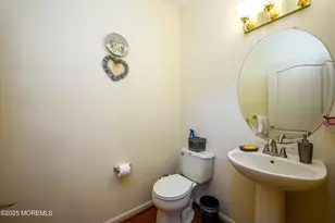 7 Brentwood Dr, Burlington, NJ 08016 - Photo 19