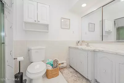 75 Overlook Way #K, Manalapan Township, NJ 07726 - Photo 17