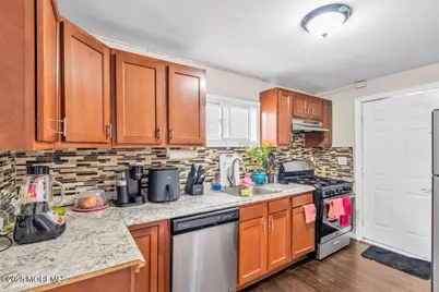 327 Fulton Street, Elizabeth Port, NJ 07206 - Photo 39