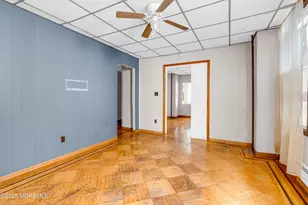 261 Dwight St, Jersey City, NJ 07305 - Photo 5