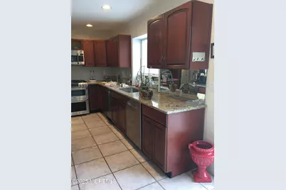 124 Taylors Mills Road, Manalapan Township, NJ 07726 - Photo 7