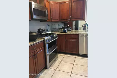 124 Taylors Mills Road, Manalapan Township, NJ 07726 - Photo 5