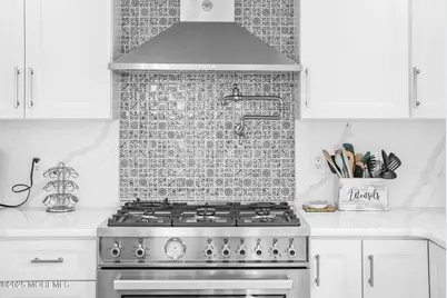 814 Brook Avenue, Union Beach, NJ 07735 - Photo 19