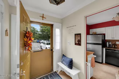 75 Bradford Court, Aberdeen Township, NJ 07747 - Photo 3