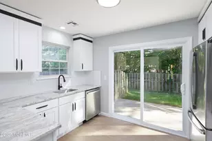 4 Ellison Ct, Union Beach, NJ 07735 - Photo 9