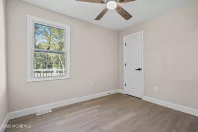 393 E Millstream Road, Cream Ridge, NJ 08514 - Photo 11