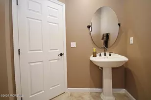 323 Freehold-Englishtown Rd, Freehold, NJ 07728 - Photo 37