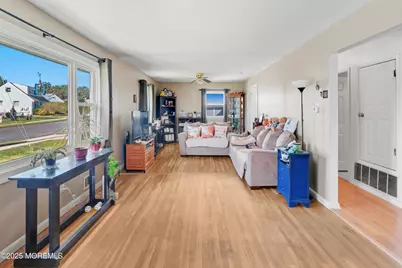 27 Runyon Avenue, Freehold, NJ 07728 - Photo 3