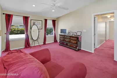 27 Runyon Avenue, Freehold, NJ 07728 - Photo 15