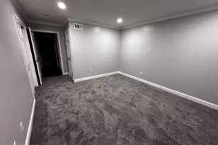 138 Wein Market, Freehold, NJ 07728 - Photo 19