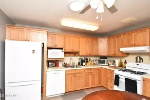 6 A Chestnut St, Toms River Township, NJ 08757 - Photo 3