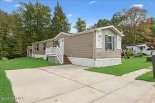 10 Sunflower Dr, Jackson, NJ 08527 - Photo 1