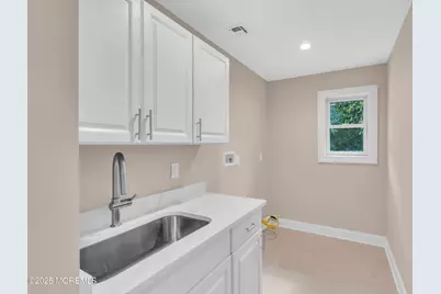 834 Sycamore Avenue, Tinton Falls, NJ 07724 - Photo 11