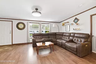 208 Longboat Ave, Beachwood, NJ 08722 - Photo 5