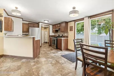 208 Longboat Avenue, Beachwood, NJ 08722 - Photo 9