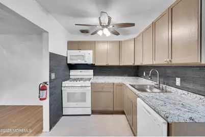 5 Chestnut Street #C, Toms River Township, NJ 08757 - Photo 11