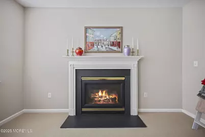 301 Colgate Way, Freehold, NJ 07728 - Photo 21