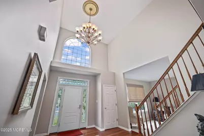 301 Colgate Way, Freehold, NJ 07728 - Photo 7