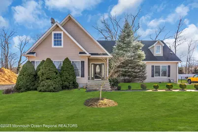 374.5 W Park Avenue, Oakhurst, NJ 07755 - Photo 1