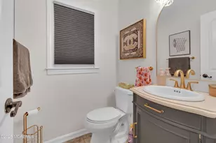 41 Longstreet Rd, Manalapan Township, NJ 07726 - Photo 33