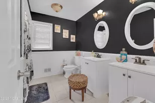 41 Longstreet Rd, Manalapan Township, NJ 07726 - Photo 29